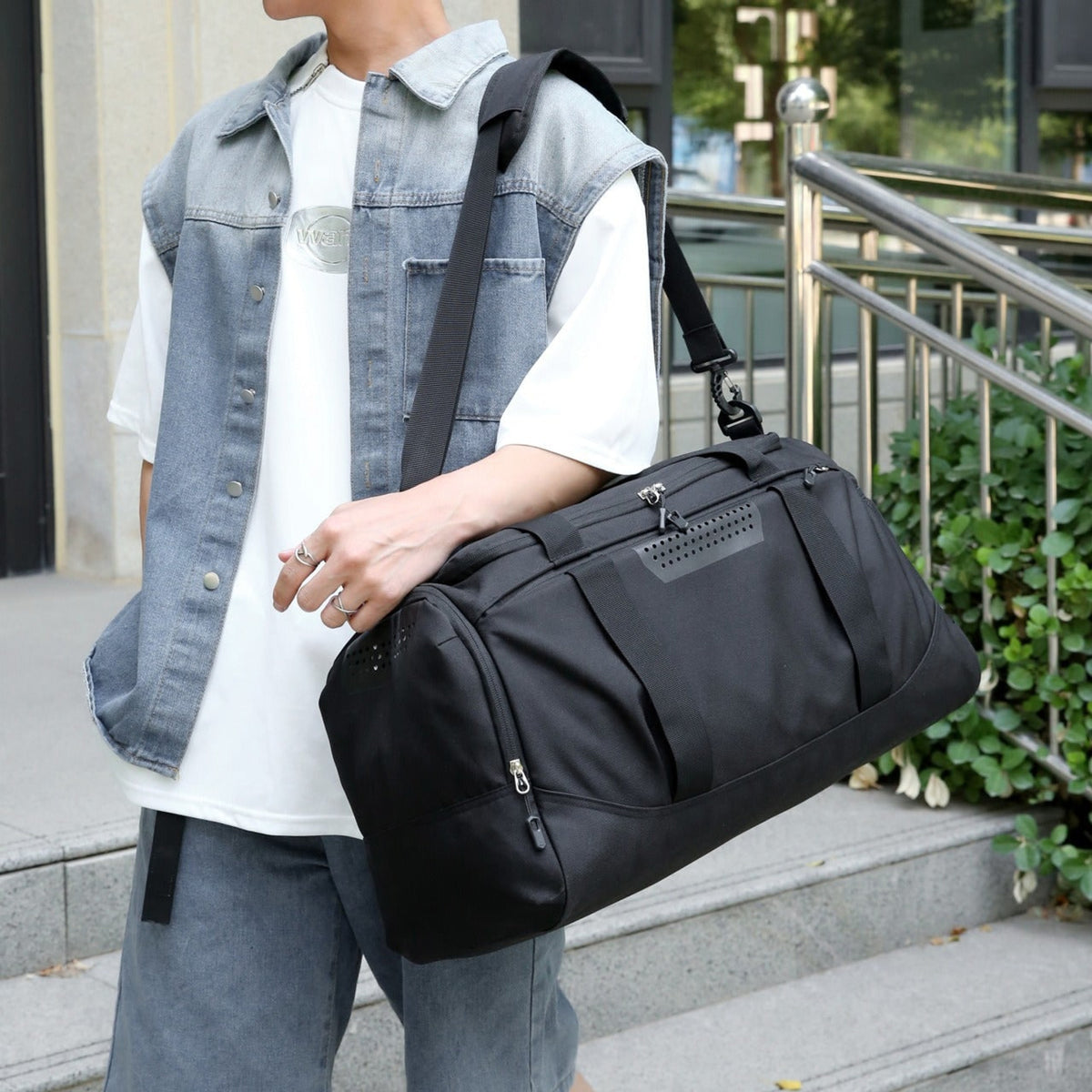 Dual-Compartment Travel Duffel Bag Sporty With Smart Organization And Durable Construction - Image 6