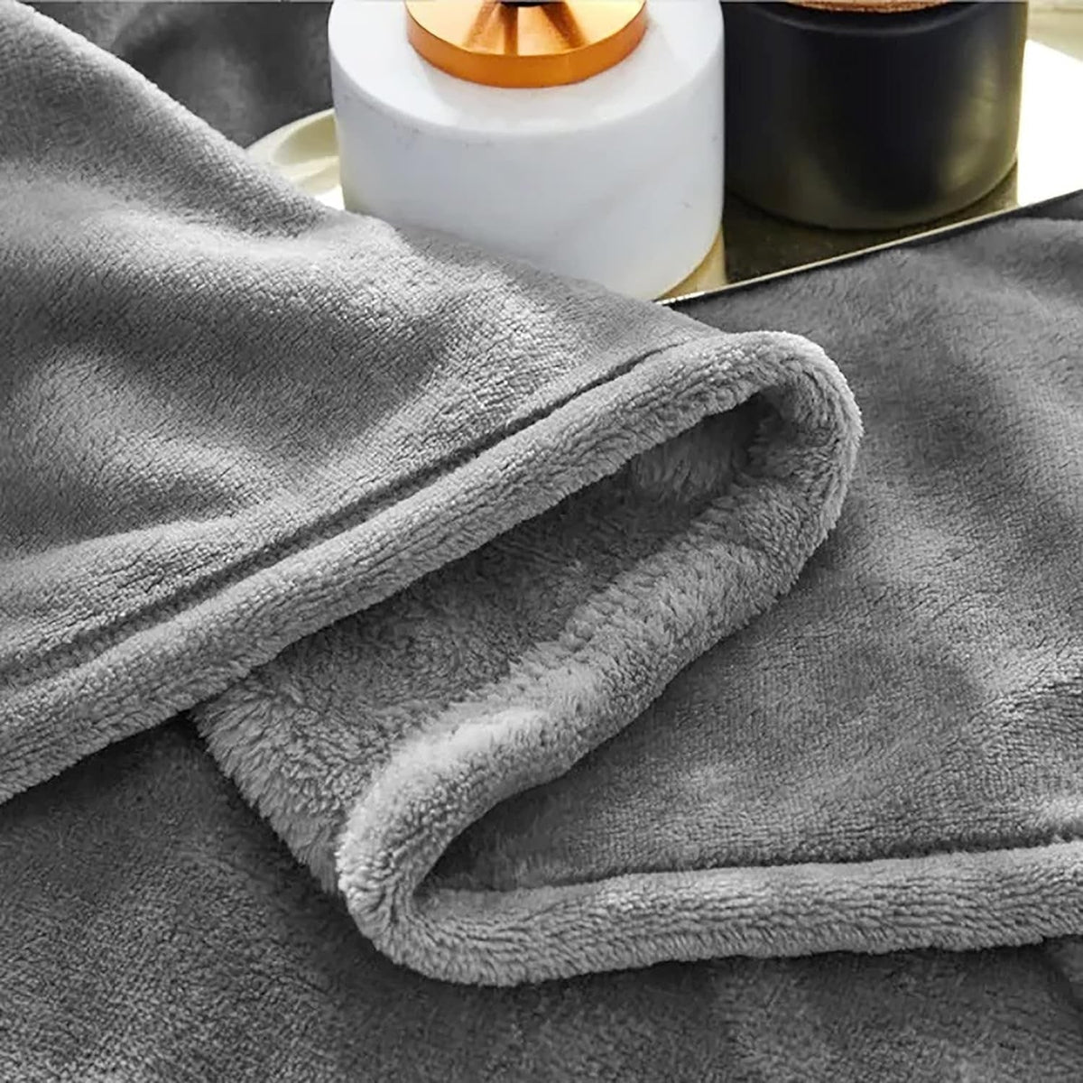 Fleece Throw Blanket Plush Soft Faux Fur - Image 1
