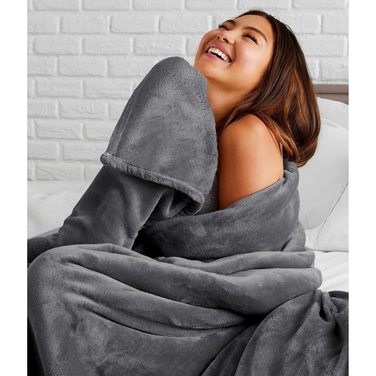Fleece Throw Blanket Plush Soft Faux Fur - Image 7