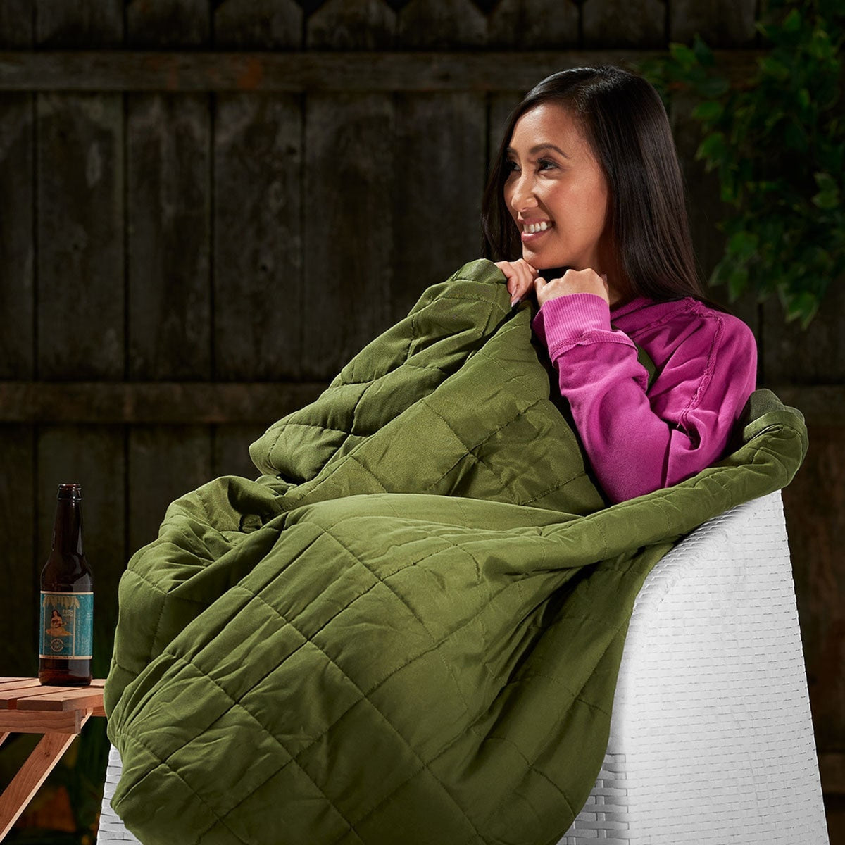Heated Blanket Outdoor Battery Powered With Portable USB Power Bank And Up To 10 Hours Of Warmth - Image 1