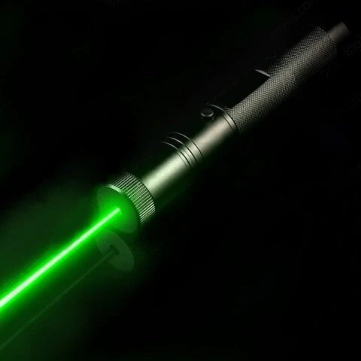 High Power Laser Pointer Pen With Adjustable Focus And Safety Key Lock For Long-Distance Visibility And Precision Control - Image 2