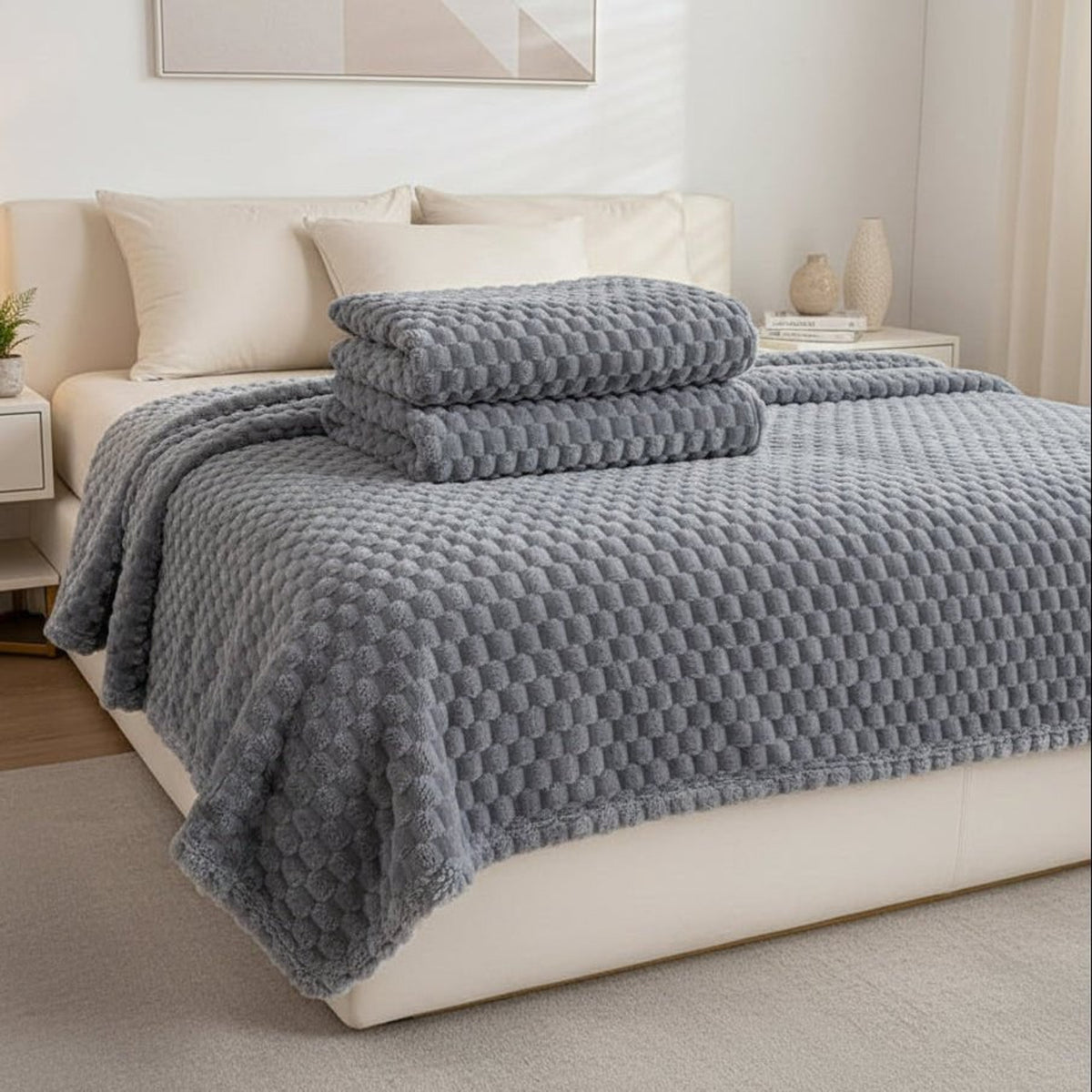 Plush Checkered Velvet Throw Blanket - Image 1