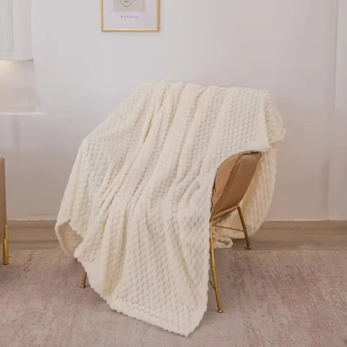 Plush Checkered Velvet Throw Blanket - Image 6