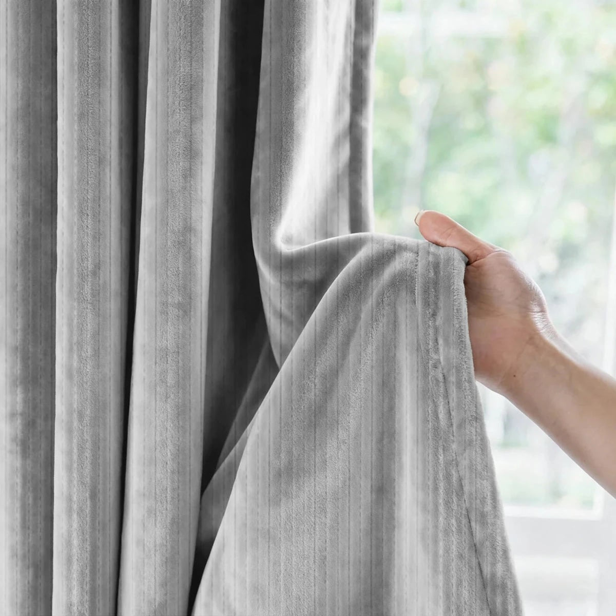 Thermal Curtain Heavy Climate-Insulated Winter For Warmth And Comfort Keeps Heat Inside - Image 4